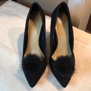 NY&Co Suede Pumps